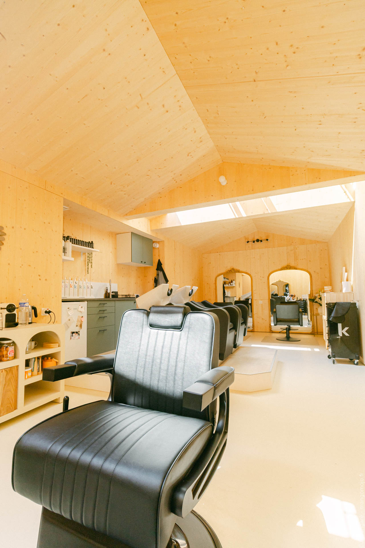 Jade Paris, coiffeuse coloriste | Saint-Jean-de-Monts (85)